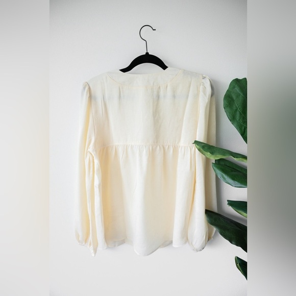 Band of The Free Cream Blouse - Picture 5 of 5